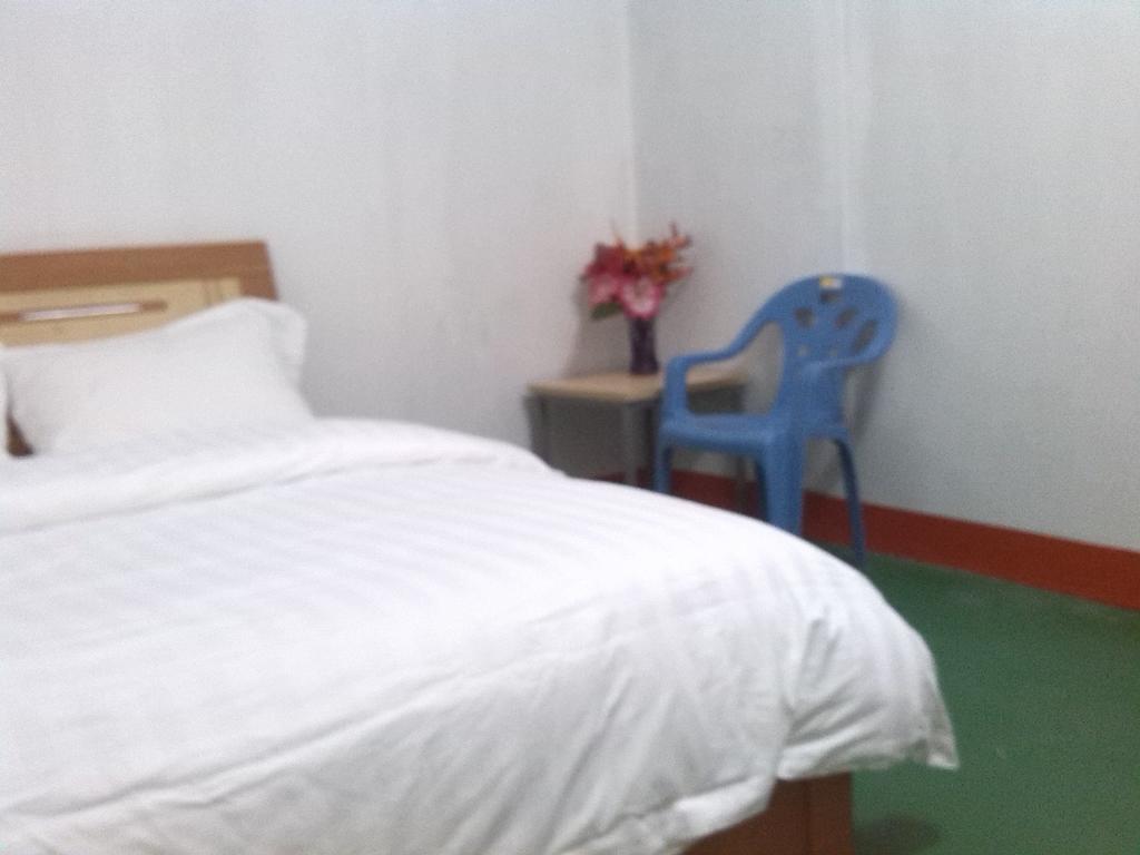 Airlines Business Hotel Port Vila Zimmer foto