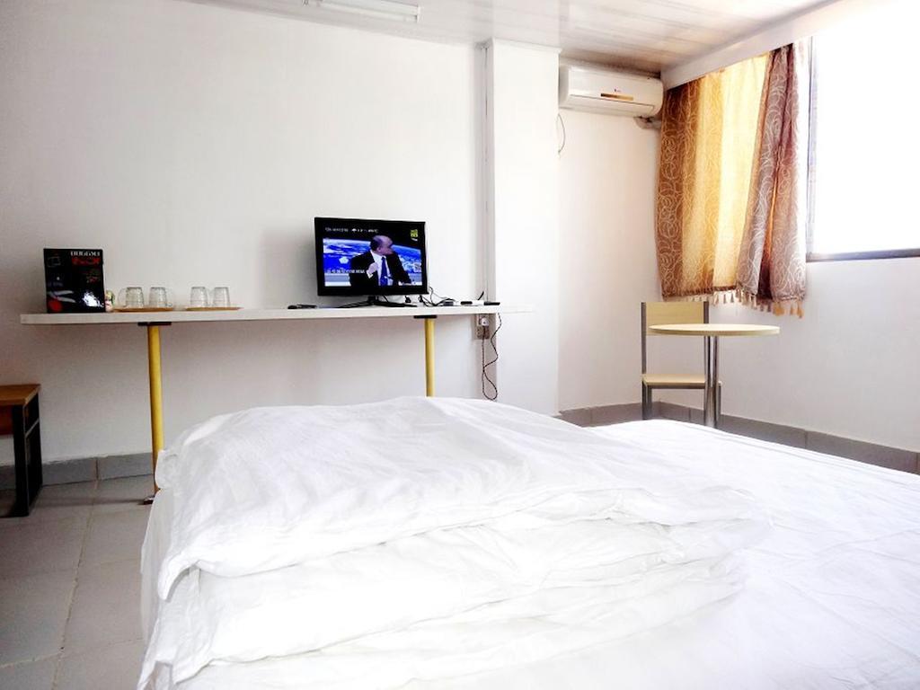 Airlines Business Hotel Port Vila Zimmer foto