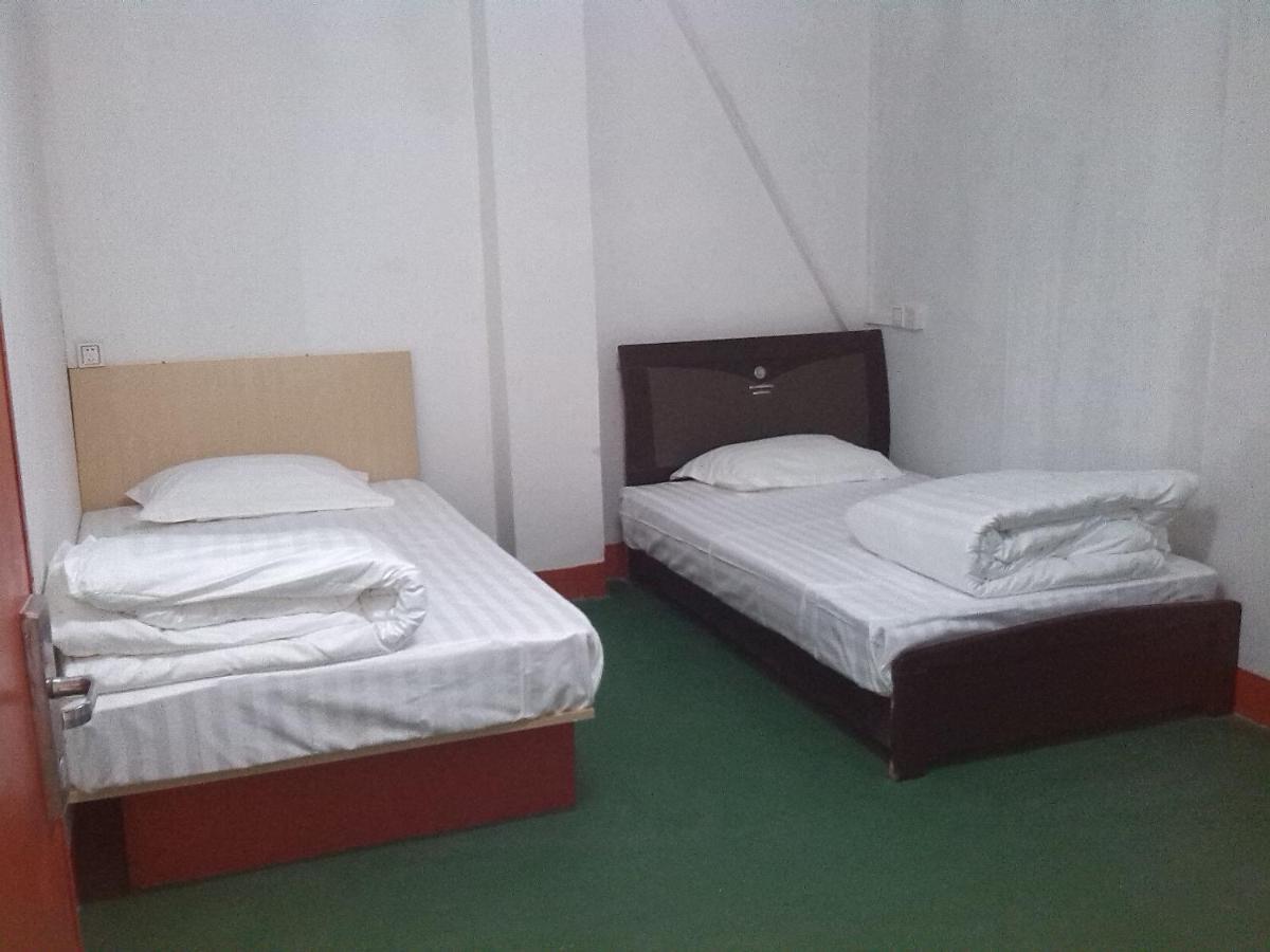 Airlines Business Hotel Port Vila Zimmer foto