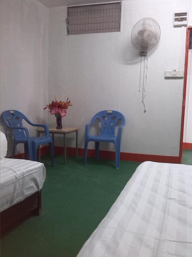 Airlines Business Hotel Port Vila Zimmer foto
